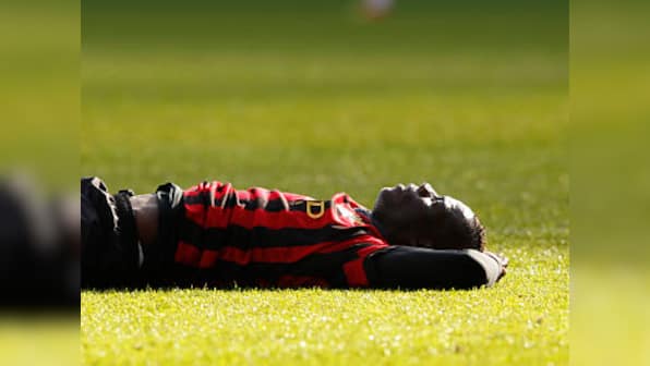 Balotelli undergoes successful eye-surgery