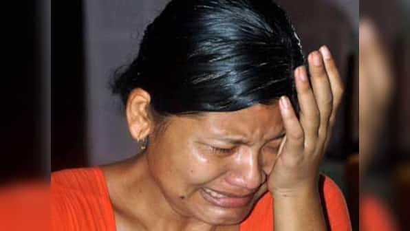 Send out strong message on influx: citizens to govt 