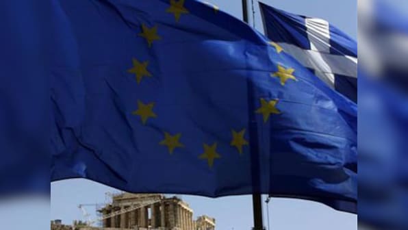 Moody's cuts EU long-term rating outlook to negative