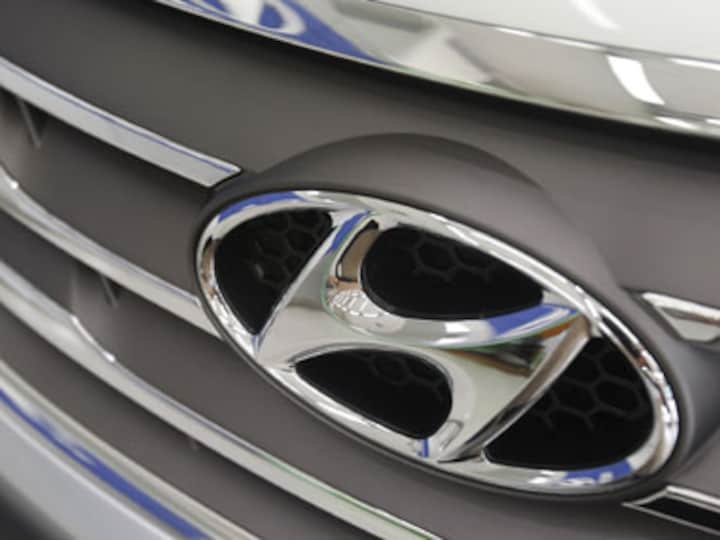 Hyundai union approves deal, ends strike in South korea