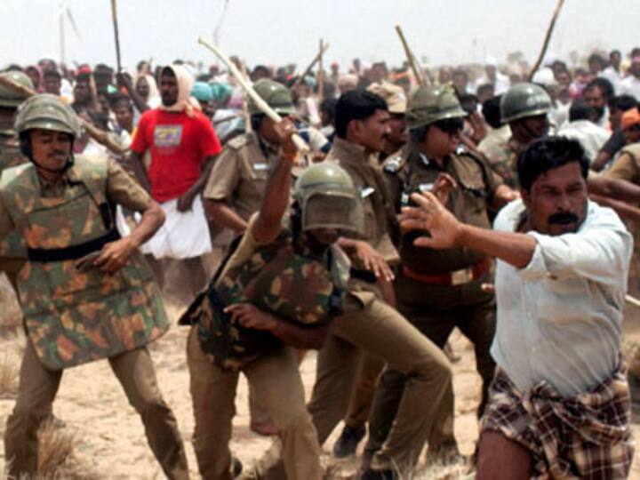 Kudankulam: 1 killed in police firing; protesters on 48 hour fast