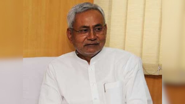 Nitish defends Bihar DGP's on rioting videography