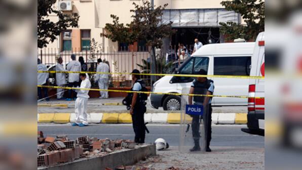 Eight Turkish police officers killed in suspected PKK attack