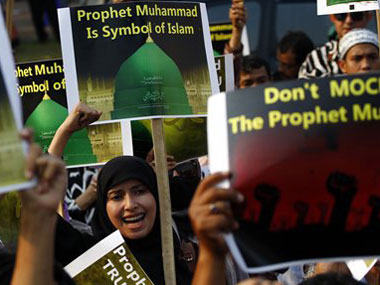 Indonesia breaks out in protests against anti-Islam film Indonesia breaks out in protests against anti-Islam film