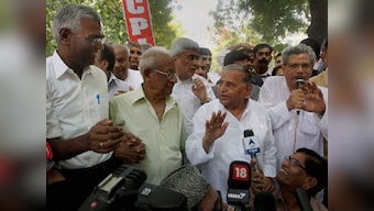 Left Front hold hope for emergence of Third Front