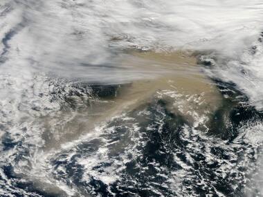 Nicaraguan volcano spews ash, residents evacuated