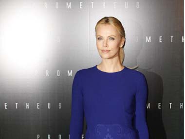 Murder at Charlize Theron's old home Murder at Charlize Theron's old home