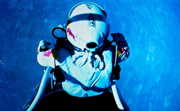 Images: How Felix Baumgartner jumped from the edge of space 