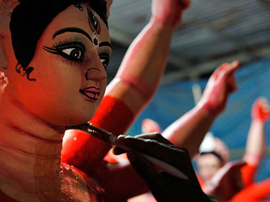 Bengalis in Mumbai gear up for Durga Puja Bengalis in Mumbai gear up for Durga Puja