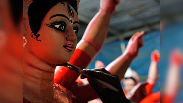 Missing Bengal's Durga Pujo? Watch it online!