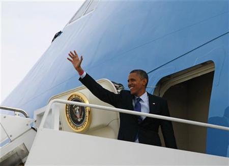 Round 2 over, Obama and Romney back to campaign trail Round 2 over, Obama and Romney back to campaign trail