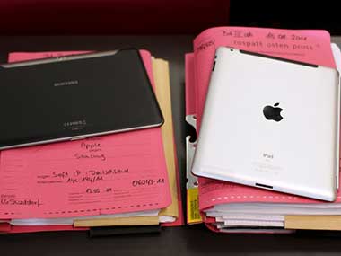 Samsung scores huge victory over Apple in UK Samsung scores huge victory over Apple in UK