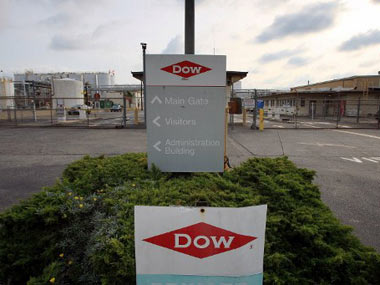 Dow Chemical to slash 2,400 jobs, close 20 plants as growth slows Dow Chemical to slash 2,400 jobs, close 20 plants as growth slows