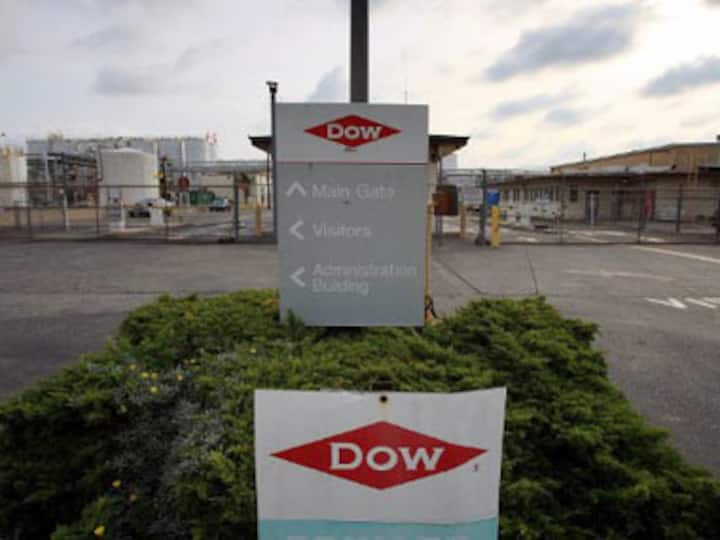 Dow Chemical to slash 2,400 jobs, close 20 plants as growth slows
