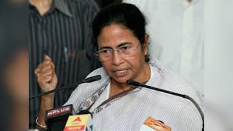 Kudankulam protesters seek Mamata Banerjee's support