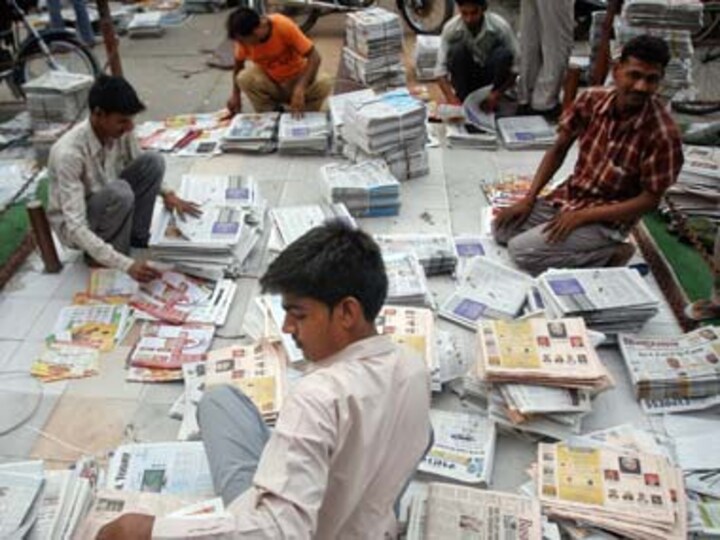 IRS Q2 2012: Print continues slide, digital zooms