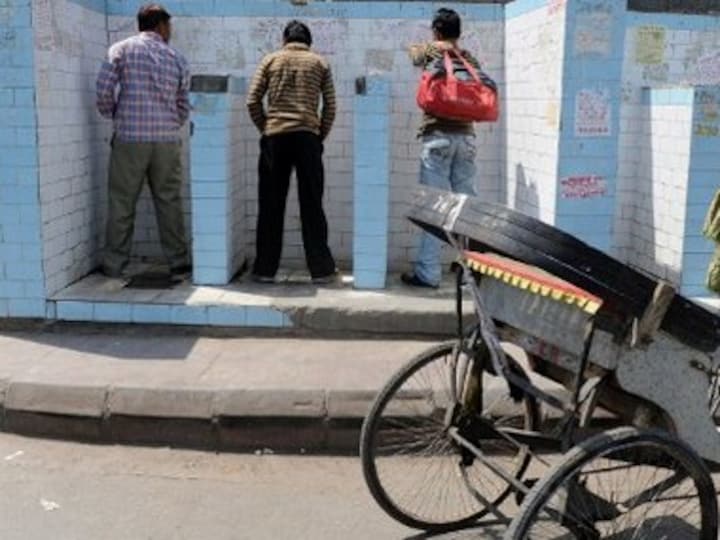 Modi plans Rs 300 cr public toilet scheme for urban poor