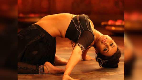 Rani Mukherji challenged for belly dancing skills! 