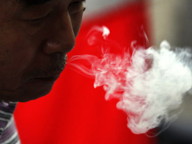 How education, moderate alcohol cuts risk of lung disease How education, moderate alcohol cuts risk of lung disease