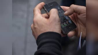 Women use more emoticons in text messages than men
