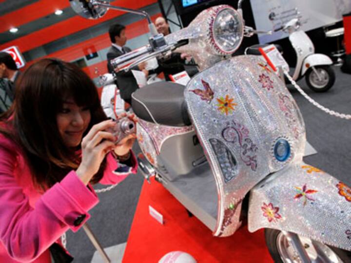 Festive season does nothing  for two-wheeler sales