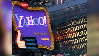 Yahoo's departing CFO to get annual salary, bonus as severance