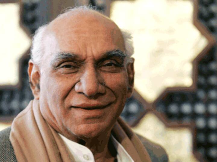 Live: Yash Chopra's final rites take place at Vile Parle