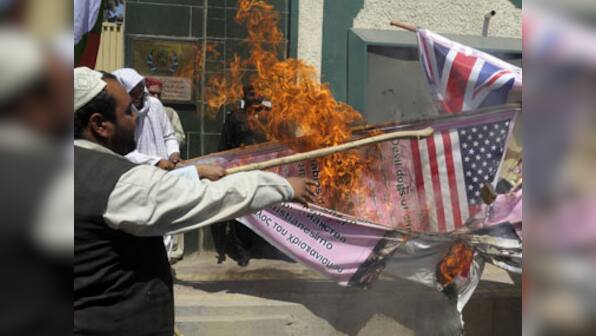 Muslims protest anti-Islam video in London