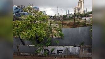 Disgruntled DLF flat owners join hands with Kejriwal