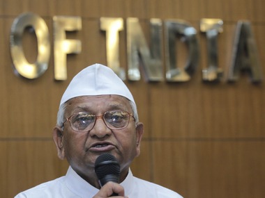 Anna Hazare to meet Bedi to decide name of new movement  Anna Hazare to meet Bedi to decide name of new movement
