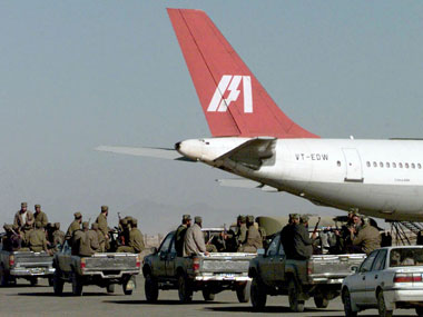 Mumbai court acquits 19 accused in '99 Kandahar hijack case Mumbai court acquits 19 accused in '99 Kandahar hijack case