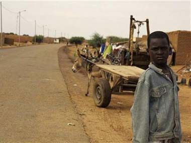 Gunmen kill 22 in Nigerian village Gunmen kill 22 in Nigerian village