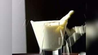 MP dairy owners caught adulterating milk with bleaching agent