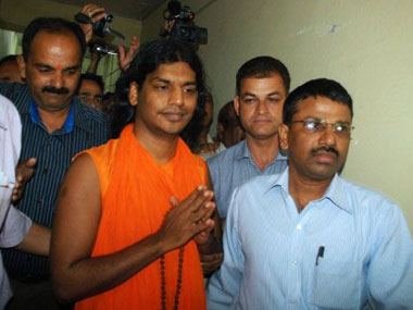Nithyananda case: Karnataka HC rejects godman's bail plea in 2010 rape case, directs trial court to order his arrest Nithyananda case: Karnataka HC rejects godman's bail plea in 2010 rape case, directs trial court to order his arrest