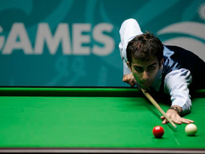 World Billiards: Advani to meet Russell in final