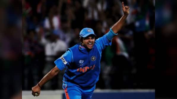 Raina mocks Pak on twitter, then blames it on nephew