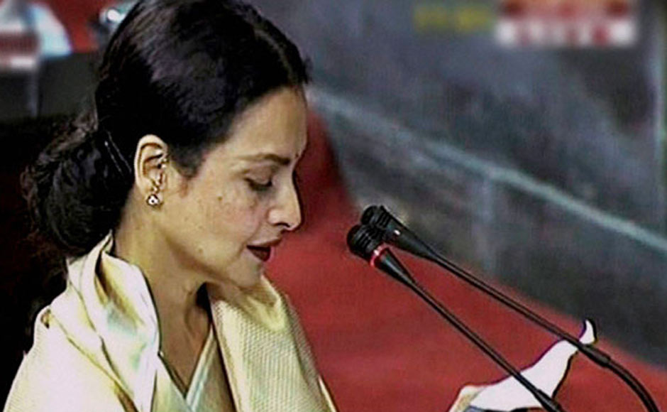 Images: Reclusive Rekha turns 58, but her beauty is timeless – Firstpost
