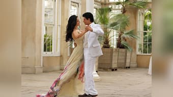 Watch SRK romance Katrina Kaif in 'Saans' from 'Jab Tak Hai Jaan'