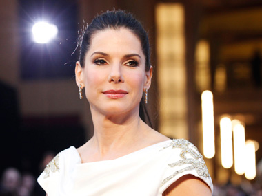 Sandra Bullock strips for a TV comedy show Sandra Bullock strips for a TV comedy show