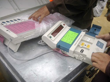 Gujarat polls: EC to strictly monitor candidates' expenditure Gujarat polls: EC to strictly monitor candidates' expenditure