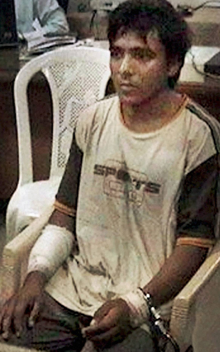 Images Four Years After 26 11 India Celebrates Kasab Execution images-four-years-after-26-11-india-celebrates-kasab-execution