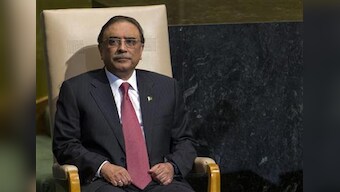 Pakistan PM asks Swiss to reopen graft case against president