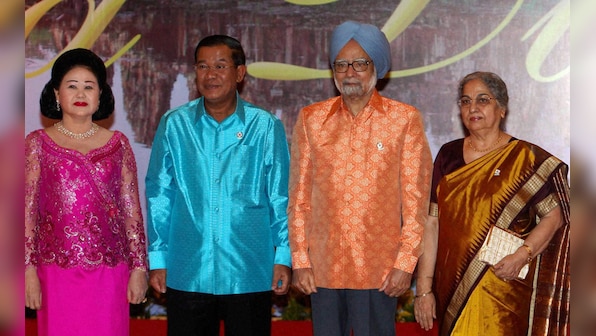 Images: Manmohan Singh's fancy dress moment in Cambodia!
