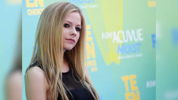 A rock 'n' roll wedding for Avril Lavigne