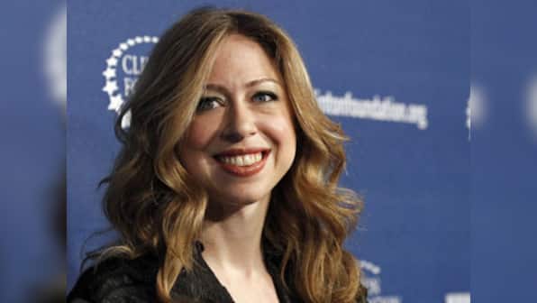 At Democratic convention, Chelsea introduces Hillary Clinton, the mother