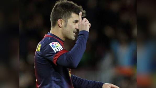 Spanish Cup: Villa passes 300 goals as Barca progress