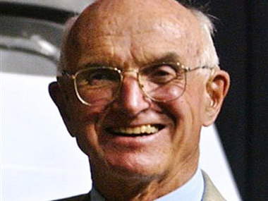 World's first transplant doctor, Nobel winner Murray dies World's first transplant doctor, Nobel winner Murray dies