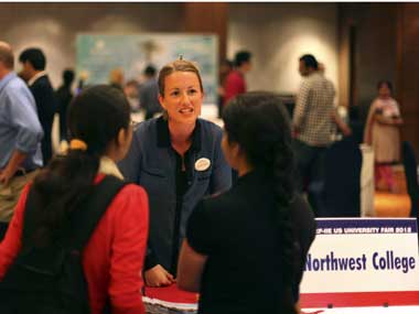 China surpasses India in sending students to US China surpasses India in sending students to US