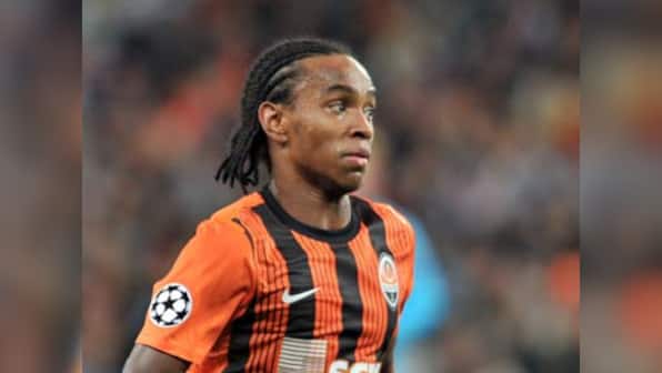 Shakhtar's Adriano banned for unsporting behaviour
