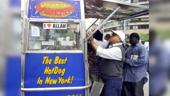 As Obama-Romney race tightens, Muslim voters could swing things   